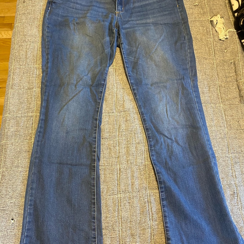 Sonoma Women's Straight Leg Blue Jeans